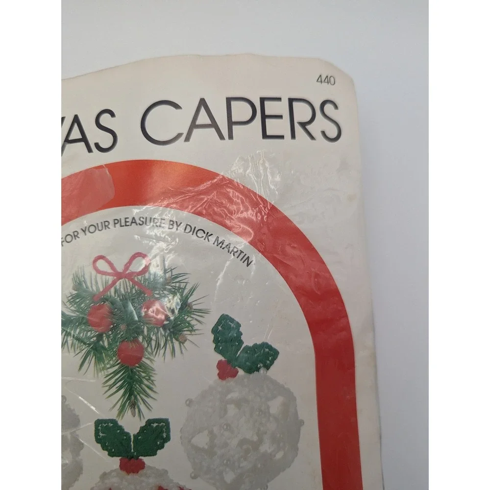 Leisure Arts Canvas Capers Old Fashioned Ornaments‎ Kit Dick Martin Design 1983